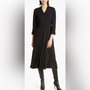 Misook Misook
Crêpe de
Chine Midi
Dress